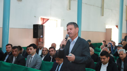 Şəki Şəhər İcra Hakimiyyətinin başçısı Elxan Usubov Oxud kəndinin sakinləri ilə görüşüb