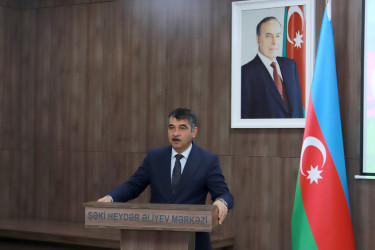 Şəkidə “17 Noyabr - Milli Dirçəliş Gününun ölkəmizin müstəqilliyinin bərpa edilməsində tarixi rolu” mövzusunda tədbir keçirilib