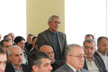 Şəki Şəhər İcra Hakimiyyətinin başçısı Elxan Usubov Birinci Biləcik kəndində səyyar qəbul keçirib