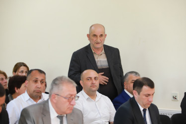 Şəki Şəhər İcra Hakimiyyətinin başçısı Elxan Usubov Aşağı Layısqı kəndinin sakinləri ilə görüşüb