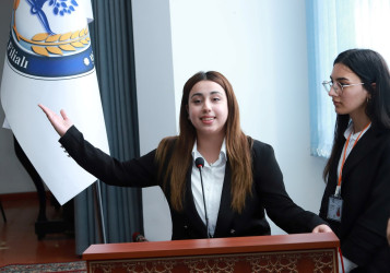 Şəkidə "Heydər Əliyevin dövlətçilik fəlsəfəsində davamlı inkişaf konsepsiyası" mövzusunda elmi konfrans keçirilib