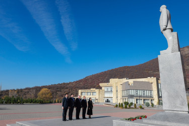 Şəkidə Yeni Azərbaycan Partiyasının təsis edilməsinin 33-cü ildönümü münasibətilə tədbirlər keçirilib