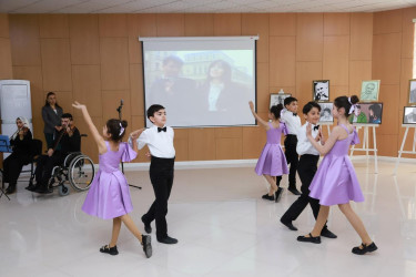 Şəkidə görkəmli kinorejissor Rasim Ocaqova həsr olunmuş “Sənətkar ömrü xatirələrdə” adlı kitabın təqdimatı ilə bağlı tədbir keçirilib