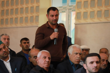 Şəki Şəhər İcra Hakimiyyətinin başçısı Elxan Usubov Çayqaraqoyunlu kəndinin sakinləri ilə görüşüb