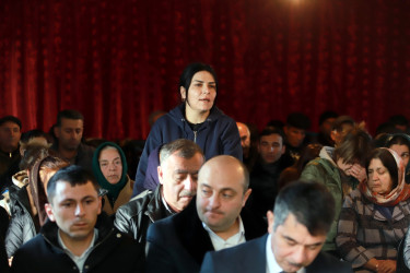 Şəki Şəhər İcra Hakimiyyətinin başçısı Elxan Usubov İbrahimkənd kəndinin sakinləri ilə görüşüb.