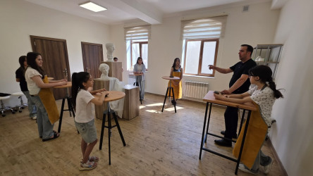 Şəkidə “Yay məktəbi” adlı düşərgə təşkil olunub