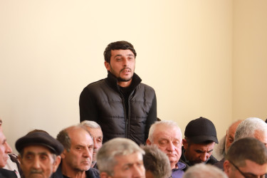 Şəki Şəhər İcra Hakimiyyətinin başçısı Elxan Usubov Bolludərə kəndinin sakinləri ilə görüşüb