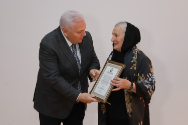 Şəhid anası, Əməkdar müəllim Dursun Cavadovanın 70 illik yubileyi qeyd olunub