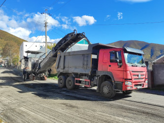 Şəki şəhərində küçə və prospektlərin əsaslı təmiri işləri davam edir