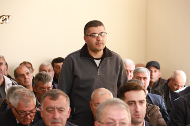 Şəki Şəhər İcra Hakimiyyətinin başçısı Elxan Usubov Bolludərə kəndinin sakinləri ilə görüşüb