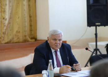 Şəki Şəhər İcra Hakimiyyətinin başçısı Elxan Usubov Şəki kəndində səyyar qəbul keçirib