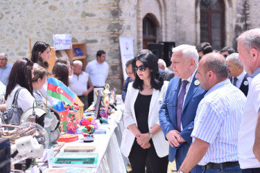 “Şəhər günü” bayram tədbiri  “Yuxarı Baş” Milli Tarix-Memarlıq Qoruğunun ərazisində davam etdirilib