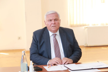 Göybulaq kəndində Şəki Şəhər İcra Hakimiyyətinin başçısı Elxan Usubovun  sakinlərlə görüşü keçirilib.