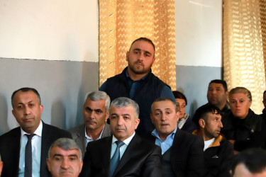 Şəki Şəhər İcra Hakimiyyətinin başçısı Elxan Usubov Cəfərabad kəndinin sakinləri ilə görüşüb.