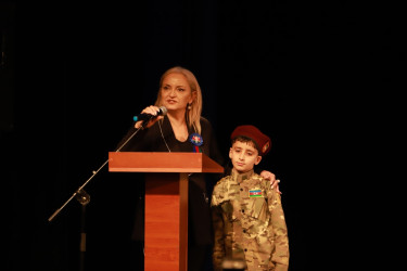 Aprel döyüşləri şəhidi, baş leytenant Elnur İsgəndərovun xatirəsinə həsr olunmuş tədbir keçirilib