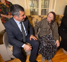Şəkidə qocaman pedaqoq Afərdə Əmrahovanın 100 yaşı qeyd olunub