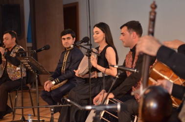 Muğam ifaçıları Şəki “İpək Yolu” XI Beynəlxalq musiqi festivalının səhnəsində