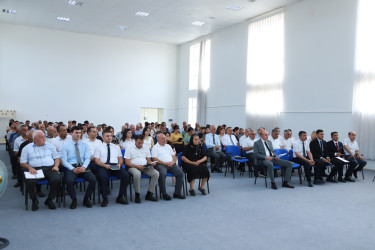Şəki Şəhər İcra Hakimiyyətinin başçısı Elxan Usubov Qoxmuq kəndinin sakinləri ilə görüşüb
