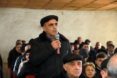 Şəki Şəhər İcra Hakimiyyətinin başçısı Elxan Usubov Qayabaşı kəndində səyyar qəbul keçirib