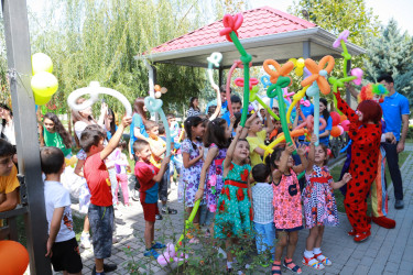 Heydər Əliyev Fondu Şəkidə xüsusi qayğıya ehtiyacı olan uşaqlarla birgə