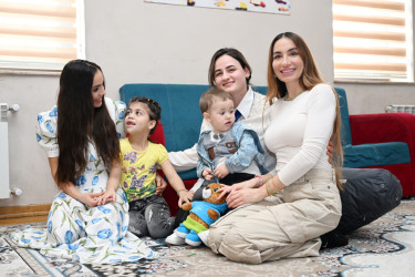 Leyla Əliyeva və Arzu Əliyeva Şəkidə uşaq evi sosial xidmət müəssisəsində olublar