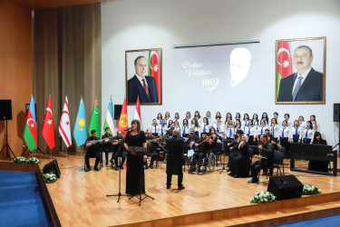 Şəki şəhərində Xalq şairi Bəxtiyar Vahabzadənin anadan olmasının 100 illiyinə həsr olunmuş konfrans keçirilib