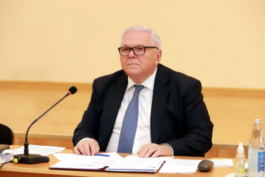Şəki Şəhər İcra Hakimiyyətinin başçısı Elxan Usubov Qozlubulaq kəndində səyyar qəbul keçirib.