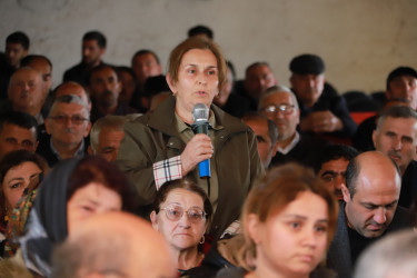 Şəki Şəhər İcra Hakimiyyətinin başçısı Elxan Usubov Sarıca kənd sakinləri ilə görüşüb