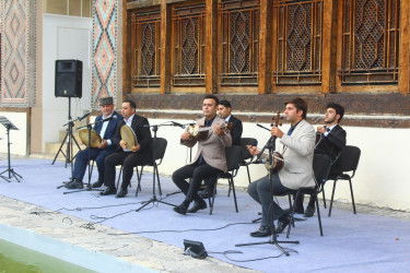 Muğam ifaçıları Şəki “İpək Yolu” XII Beynəlxalq musiqi festivalının səhnəsində