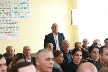 Şəki Şəhər İcra Hakimiyyətinin başçısı Elxan Usubov Birinci Biləcik kəndində səyyar qəbul keçirib