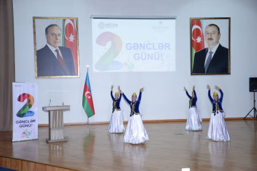 2 fevral - Azərbaycan Gəncləri Günü mürasibətilə bölgəmizin təhsil müəssisələrində çalışan gənc müəllimlərlə görüş keçirilib