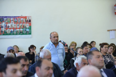 Şəki Şəhər İcra Hakimiyyətinin başçısı Elxan Usubov Şəki kəndində səyyar qəbul keçirib