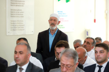 Şəki Şəhər İcra Hakimiyyətinin başçısı Elxan Usubov Aydınbulaq kəndinin sakinləri ilə görüşüb
