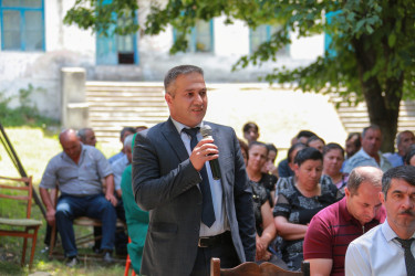 Şəki Şəhər İcra Hakimiyyətinin başçısı Baş Layısqı kəndində səyyar qəbul keçirib