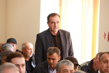 Şəki Şəhər İcra Hakimiyyətinin başçısı Elxan Usubov Bolludərə kəndinin sakinləri ilə görüşüb