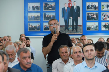 Şəki Şəhər İcra Hakimiyyətinin başçısı Elxan Usubov Baş Göynük kəndinin sakinləri ilə görüşüb