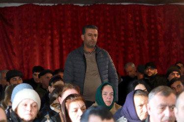 Şəki Şəhər İcra Hakimiyyətinin başçısı Elxan Usubov İbrahimkənd kəndinin sakinləri ilə görüşüb.
