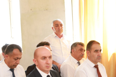 Şəki Şəhər İcra Hakimiyyətinin başçısı Elxan Usubov Aşağı Daşağıl kəndinin sakinləri ilə görüşüb