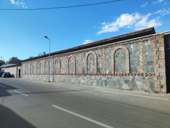 Şəhərin prospekt və mərkəzi küçələrində abadlıq və yenidənqurma işləri davam edir