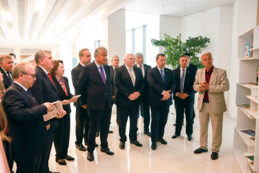 Şəki şəhərində Xalq şairi Bəxtiyar Vahabzadənin anadan olmasının 100 illiyinə həsr olunmuş konfrans keçirilib