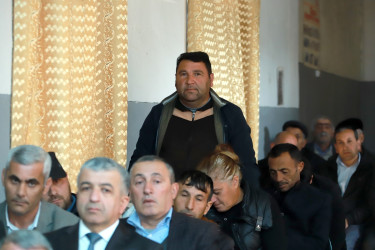 Şəki Şəhər İcra Hakimiyyətinin başçısı Elxan Usubov Cəfərabad kəndinin sakinləri ilə görüşüb.