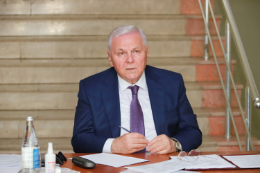 Şəki Şəhər İcra Hakimiyyətinin başçısı Elxan Usubov Aydınbulaq kəndinin sakinləri ilə görüşüb
