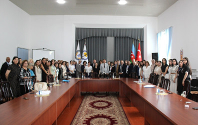 Şəkidə Bəxtiyar Vahabzadə irsi və Türk dünyası dəyərlərinə həsr olunmuş beynəlxalq konfransın açılışı keçirilib