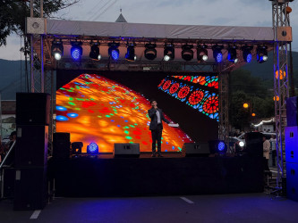 Şəki şəhərinin 2714 illiyi münasibətilə bayram konserti təşkil edilib