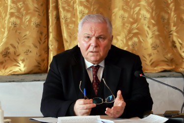 Şəki Şəhər İcra Hakimiyyətinin başçısı Elxan Usubov Qayabaşı kəndində səyyar qəbul keçirib