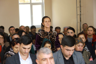 Şəki Şəhər İcra Hakimiyyətinin başçısı Elxan Usubov Baş Şabalıd kəndində səyyar qəbul keçirib
