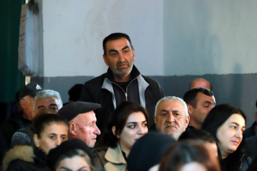 Şəki Şəhər İcra Hakimiyyətinin başçısı Elxan Usubov Cəfərabad kəndinin sakinləri ilə görüşüb.