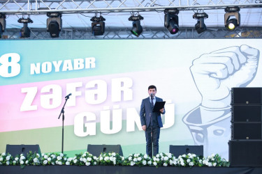 Şəkidə Zəfər Gününün beşinci ildönümü münasibətilə möhtəşəm konsert proqramı və atəşfəşanlıq təşkil olunub