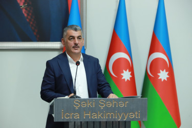 Şəki Şəhər İcra Hakimiyyətinin başçısı Elxan Usubov yeni tədris ilinin başlanması münasibətilə məktəbli şəhid və qazi övladları ilə görüşüb