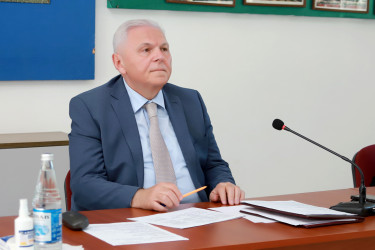 Şəki Şəhər İcra Hakimiyyətinin başçısı Elxan Usubov Böyük Dəhnə kəndinin sakinləri ilə görüşüb